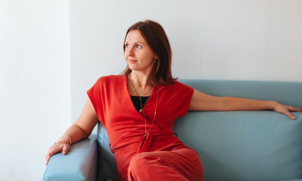 Menopauza je razdoblje u životu žene koje se najčešće veže uz hormonalne promjene i kraj reproduktivne faze