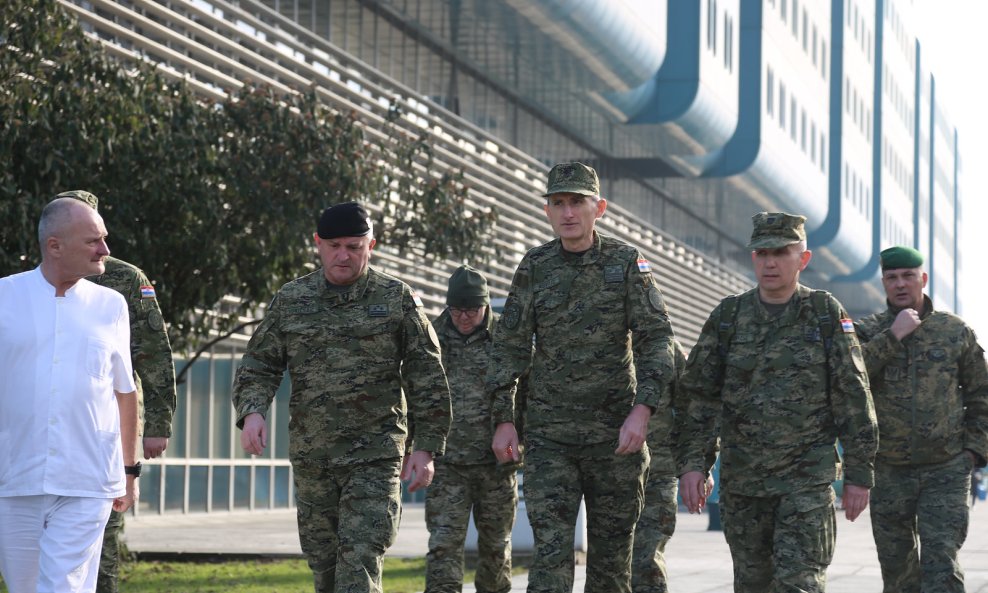 Počeli zdravstveni pregledi kandidata za vojni rok