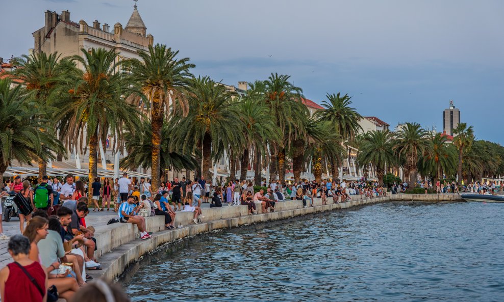 Ljeto u Splitu, ilustracija