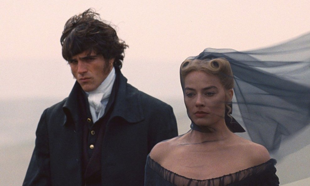 Jacob Elordi & Margot Robbie