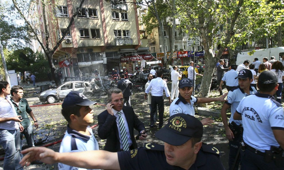 Turska policija na licu mjesta, Ankara