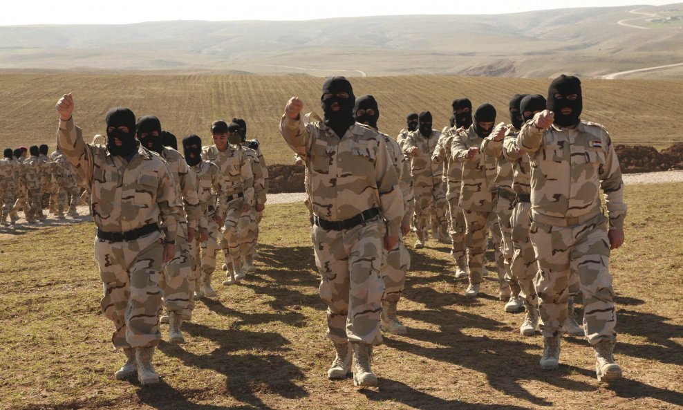 pripadnici IRAČKE VOJSKE VJEŽBE ZA borbu protiv ISIL-a
