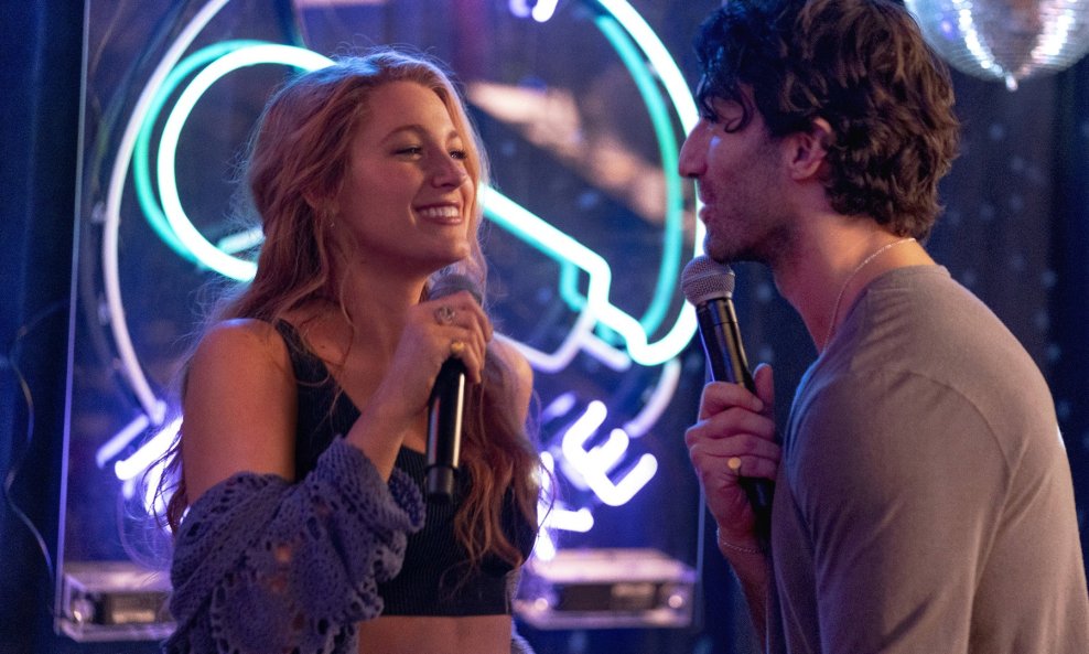 Blake Lively i Justin Baldoni u sceni iz filma 'Priča završava s nama'