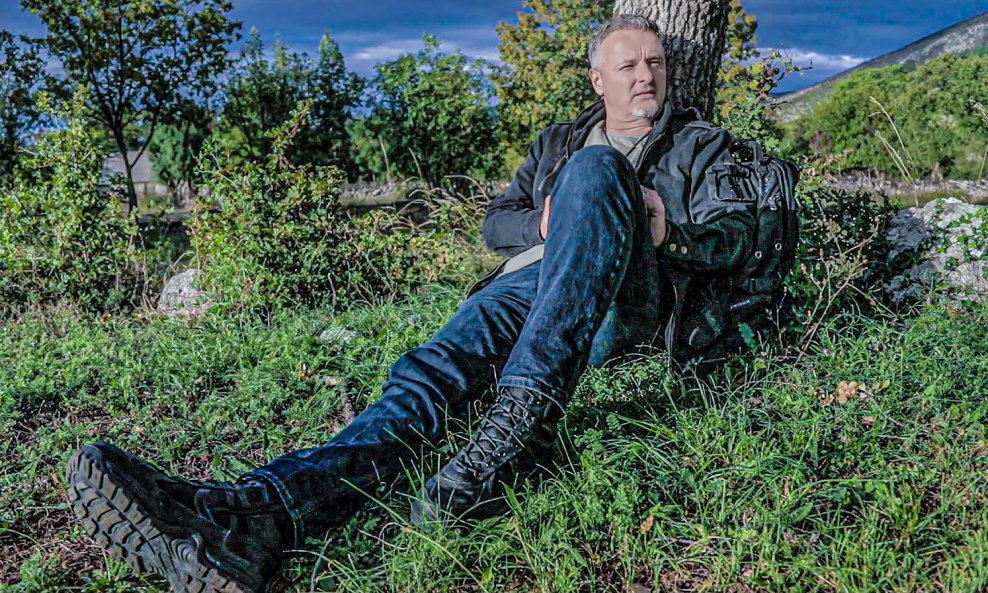 Fotografija koju je Thompson objavio uz izjavu o rušenju bespravno sagrađenih nekretnina u Čavoglavama.