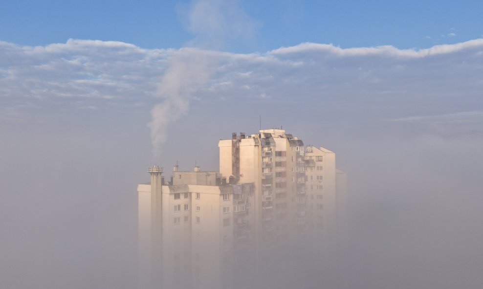 Sarajevo pod maglom i smogom (16. siječnja 2026.)