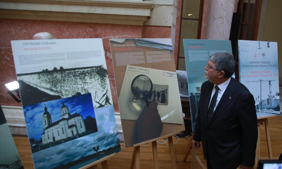 Tonino Picula na izložbi o Jasenovcu u Beogradu