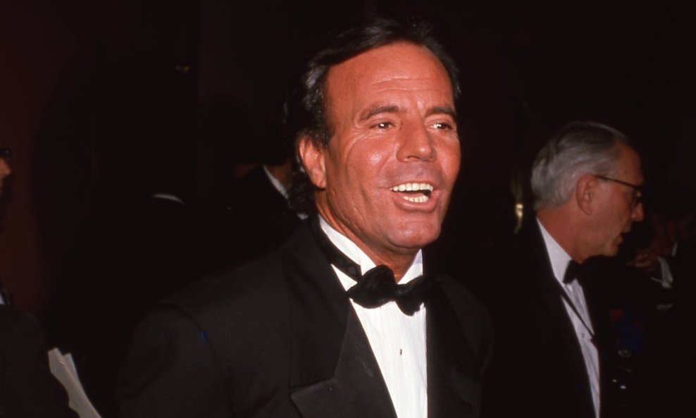 Julio Iglesias