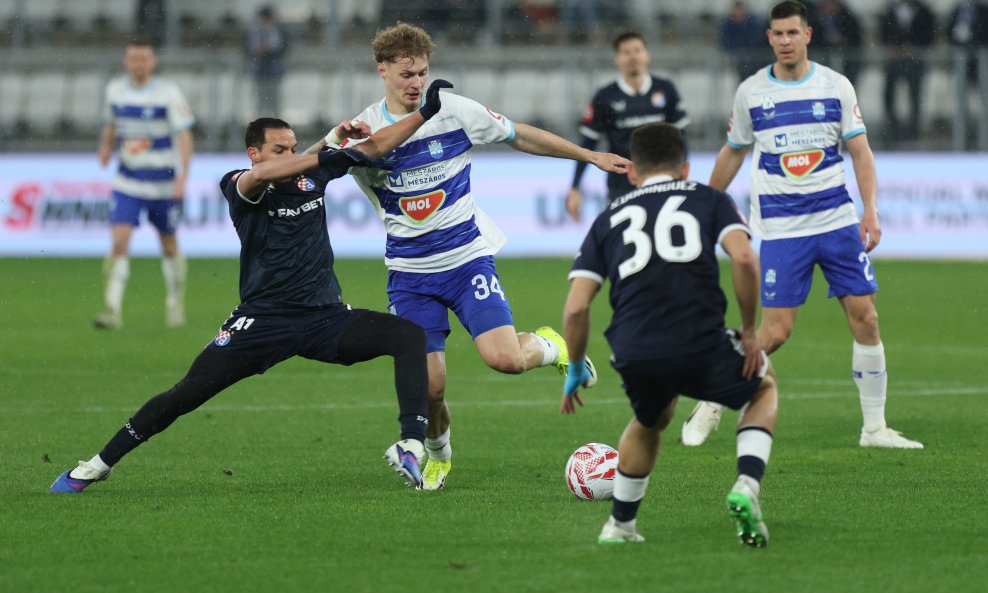 Bennacer i Matković