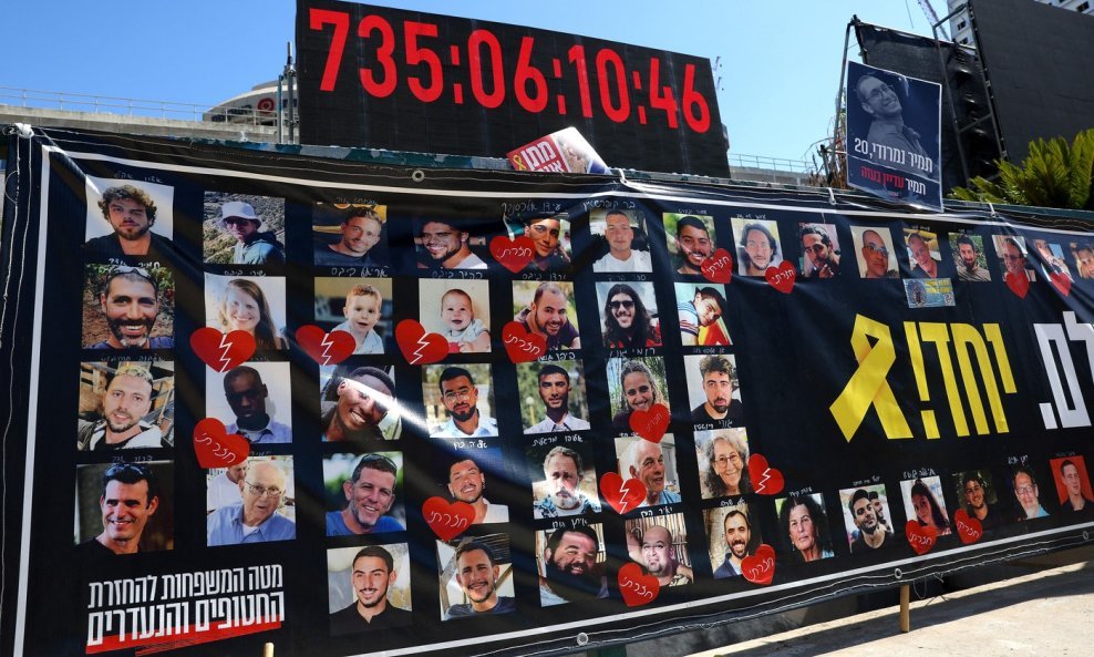 Sat koji je odbrojavao povratak talaca