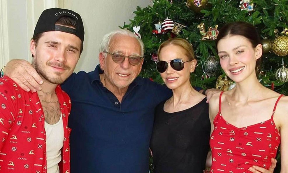 Brooklyn Beckham, Nelson Peltz, Claudia Heffner Peltz, Nicola Peltz Beckham