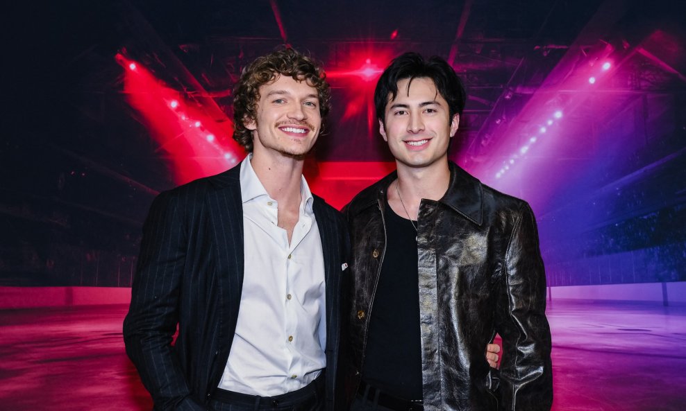 Hudson Williams i Connor Storrie