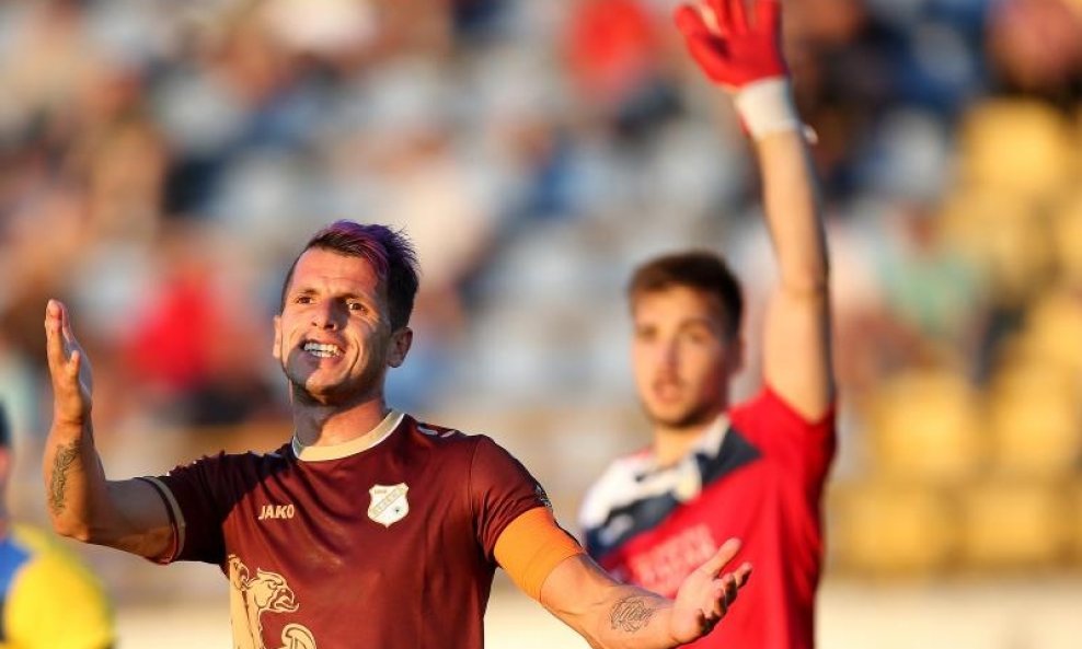 Anas Sharbini Josip Posavec Inter zaprešić NK Rijeka