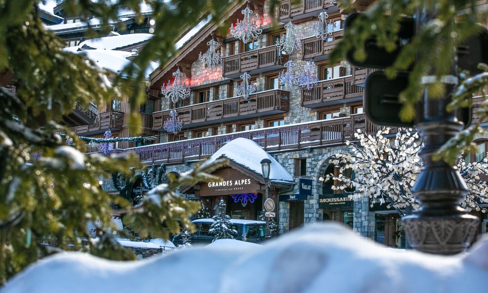 Hotel u francuskim alpama koji je stradao u požaru