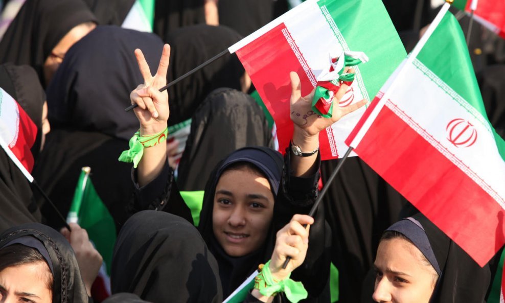Iran slavi 35. obljetnicu revolucije (1)