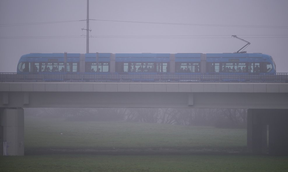 Magla u Zagrebu/ilustracija