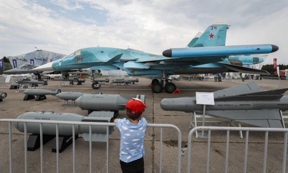 Ruski zrakoplov Su-34