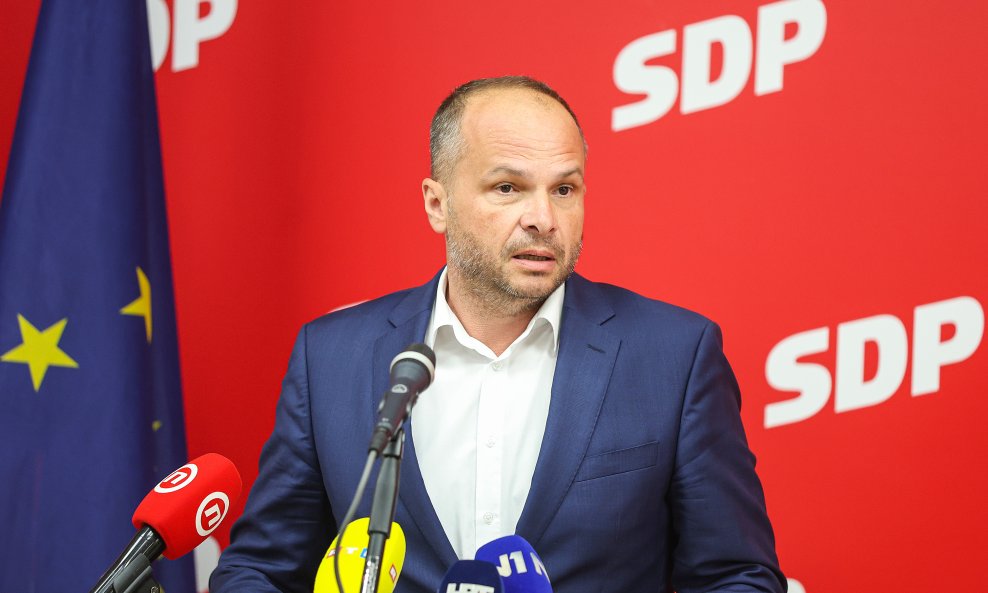 Siniša Hajdaš Dončić