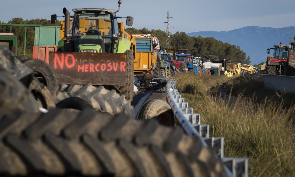 Poljoprivrednici diljem EU-a prosvjedovali protiv sporazuma