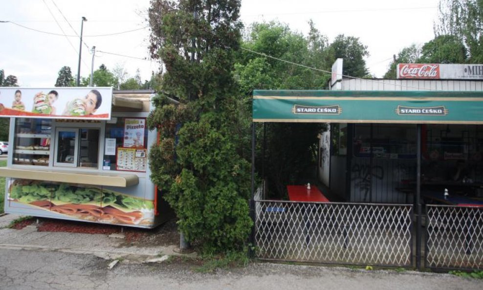 Okretiste tramvaja Mihaljevac, mjesto gdje je u ranim jutarnjim satima pronadjeno objeseno tijelo nepoznate muske osobe.