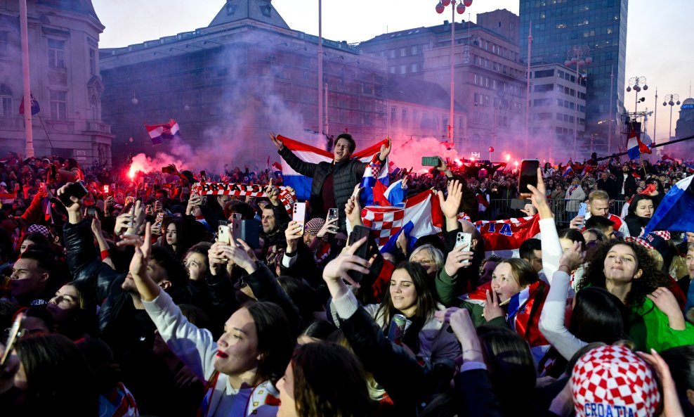 Doček rukometaša na Trgu prošle godine