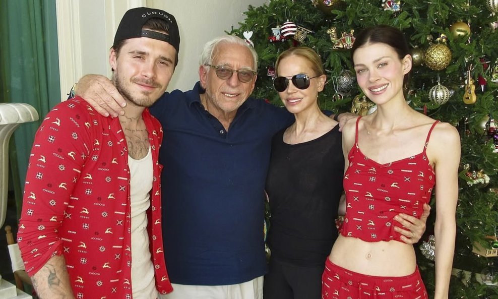 Brooklyn i Nicola s njezinim roditeljima