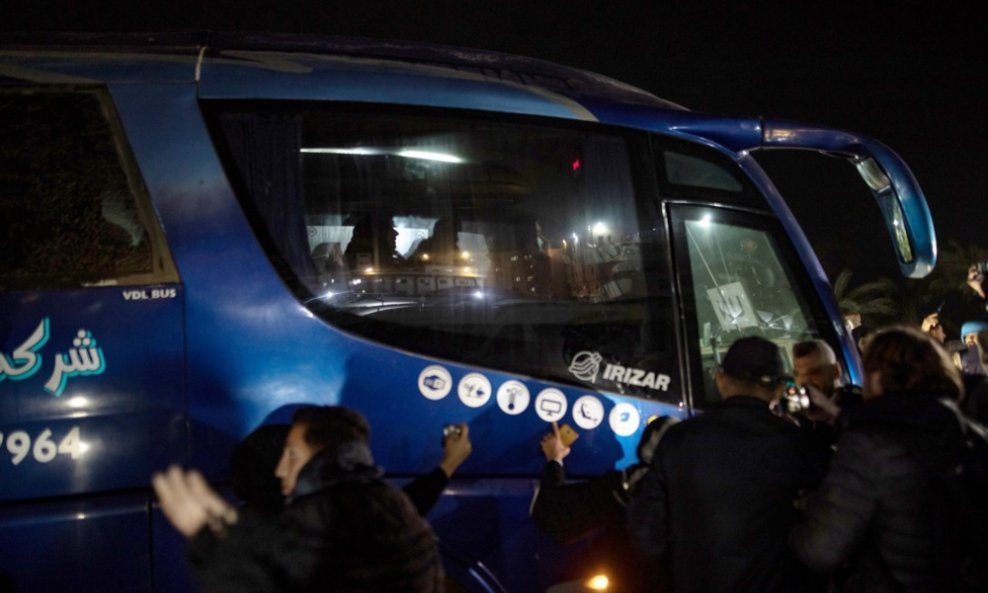 Bus s Palestincima koji su prošli granični prijelaz Rafah