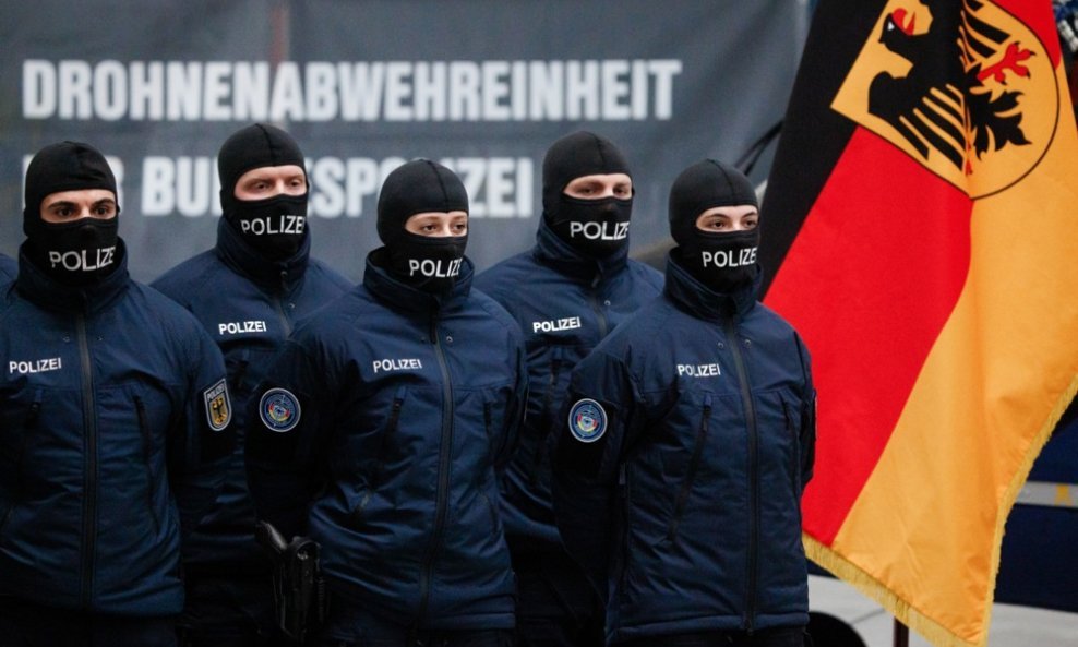 Njemačka policija - Ilustracija