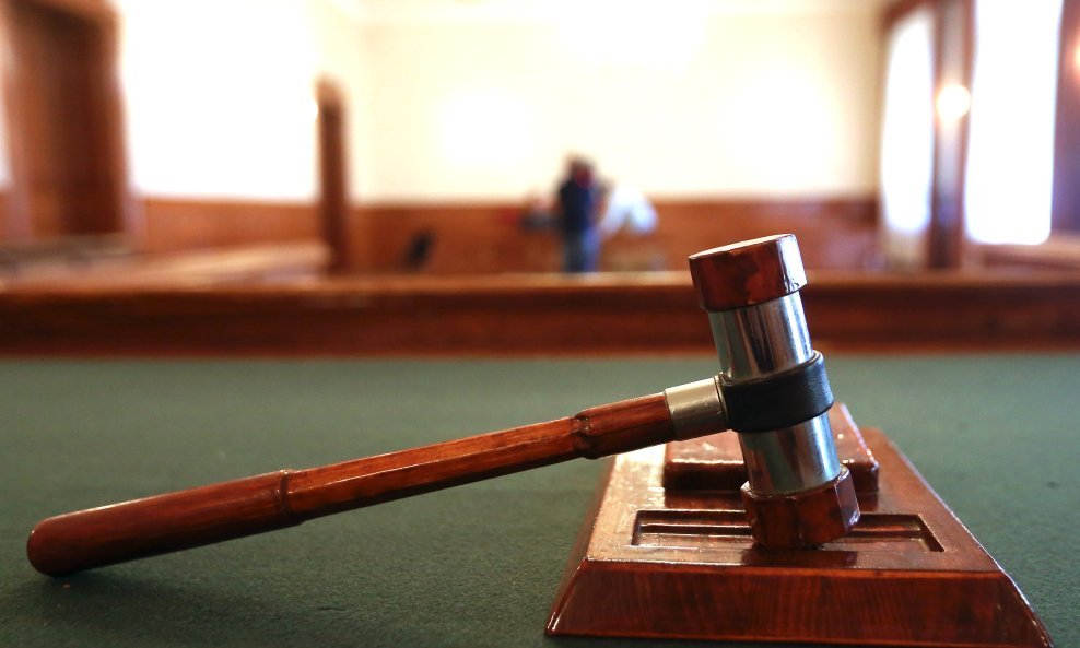 Čekić, ilustracija