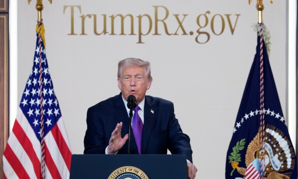 Trump pokrenuo novu platformu