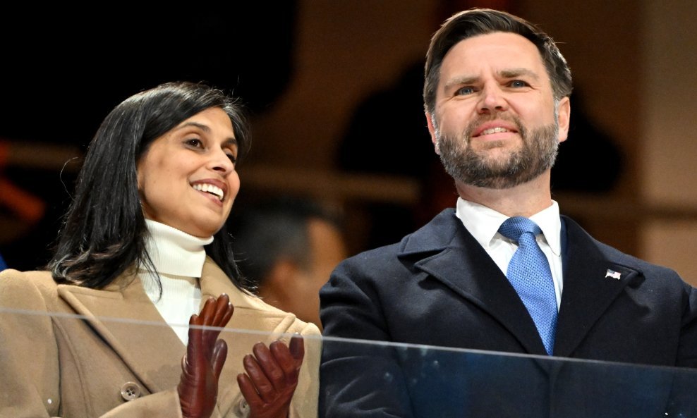 JD Vance sa suprugom Ushom Vance