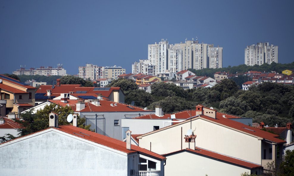 U Hrvatskoj je lani zabilježen pad kupoprodaja nekretnina