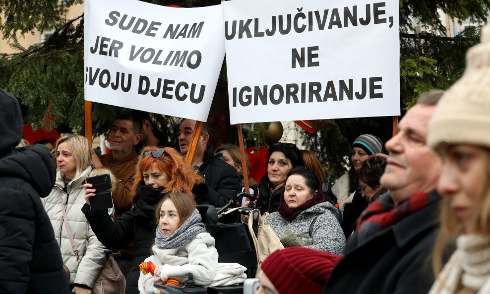 Udruga Sjena na jednom od ranijih prosvjeda - ilustracija