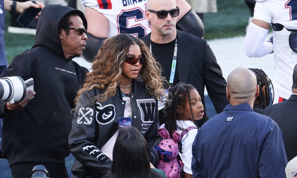 Blue Ivy, Jay-Z, Rumi