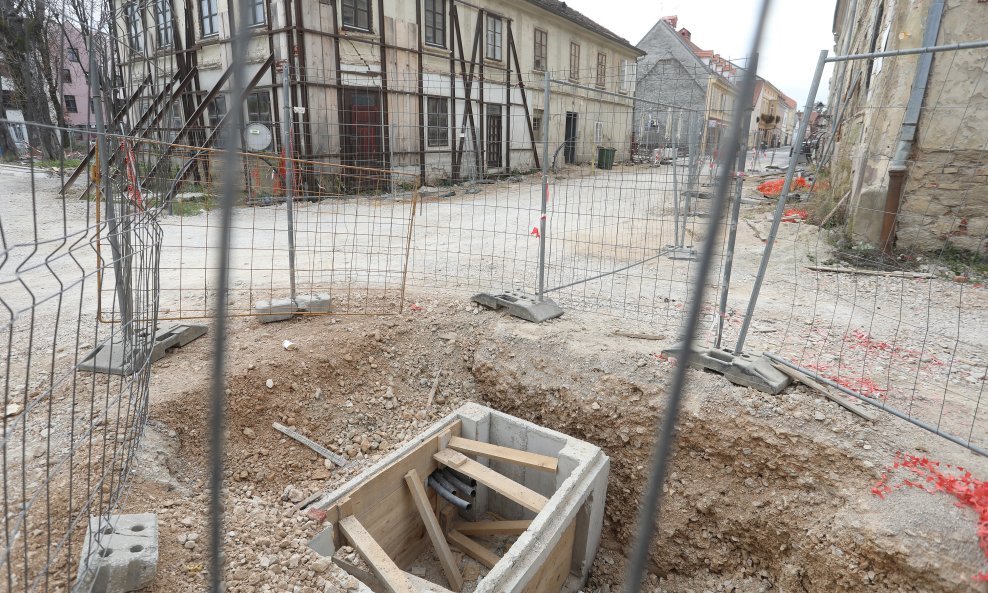 Radovi na aglomeraciji uništili su život građanima karlovačke Zvijezde