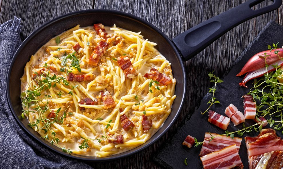 Tjestenina sa špekom