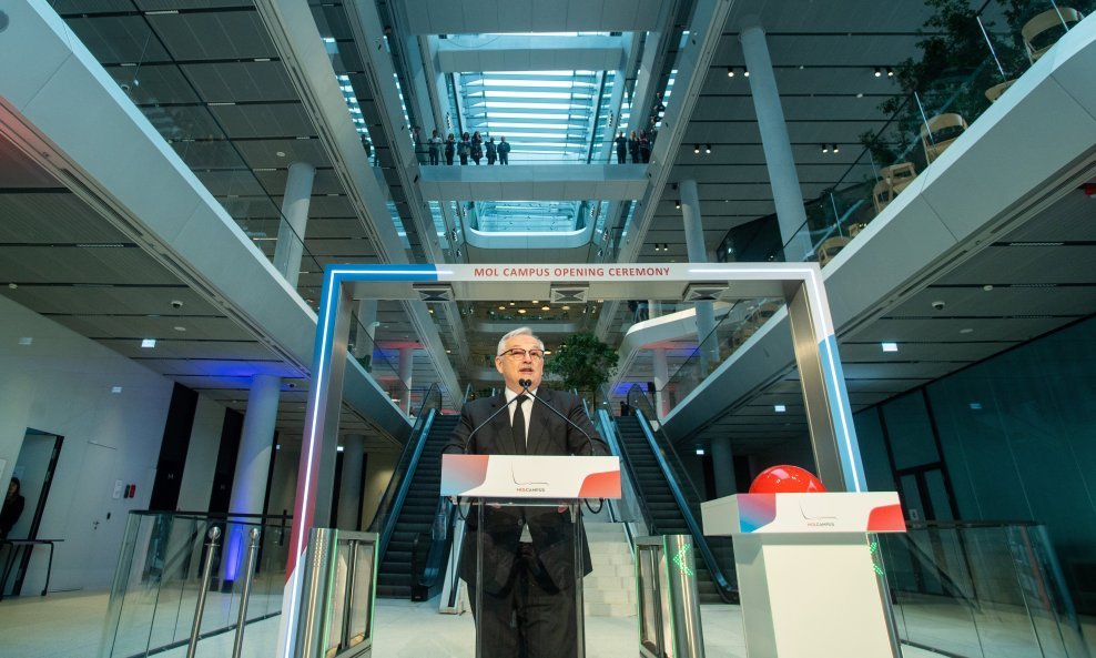 MOL, Budimpešta - Ilustracija