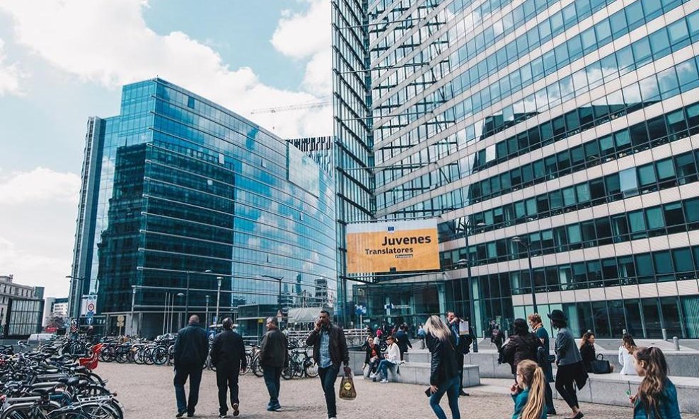 Juvenes Translatores