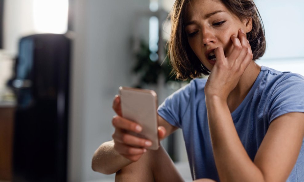 'Doomscrolling' bi mogao postati stvar prošlosti