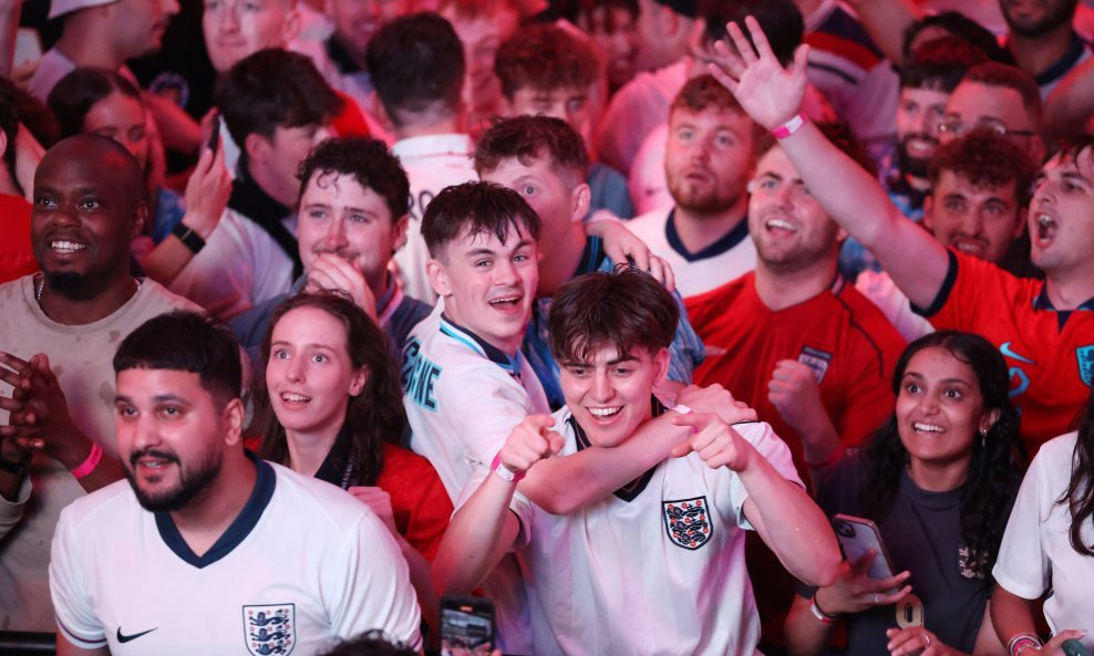 Engleska navijači