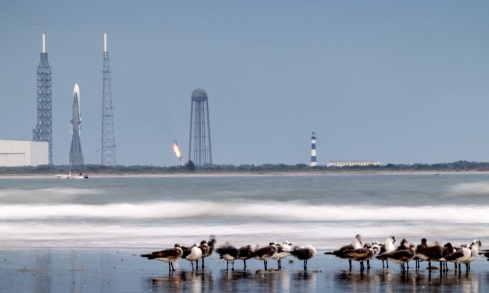 Lansiranje rakete Glenn NG-2 u sklopu programa Blue Origin na Floridi