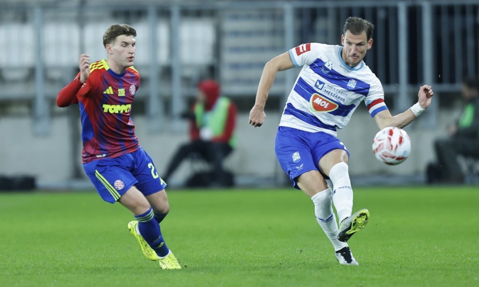 Borna Barišić (desno)