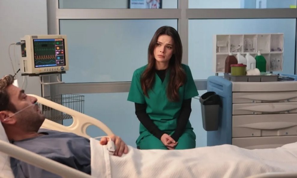 Serija 'Daleki grad'