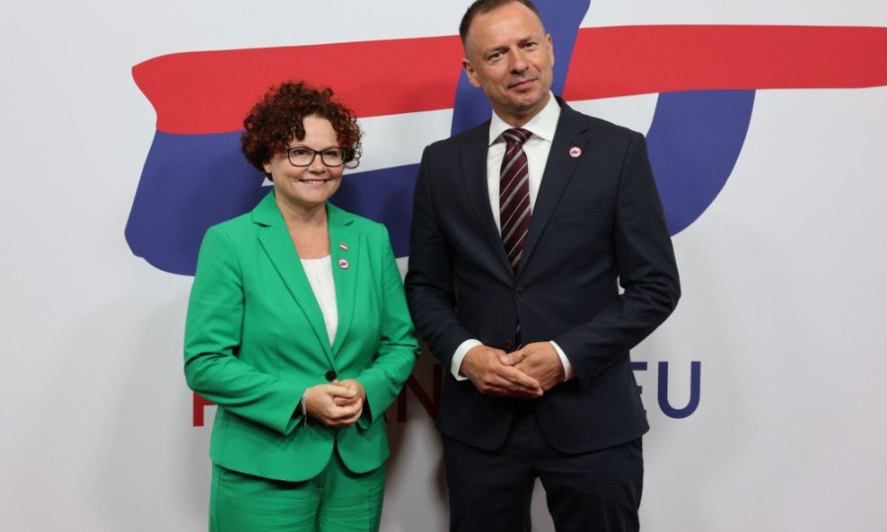 Elisabeth Zehetner (lijevo), ministrica energetike