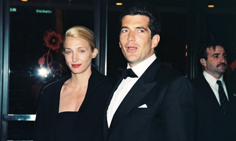 Carolyn Bessette Kennedy i John Kennedy Jr.