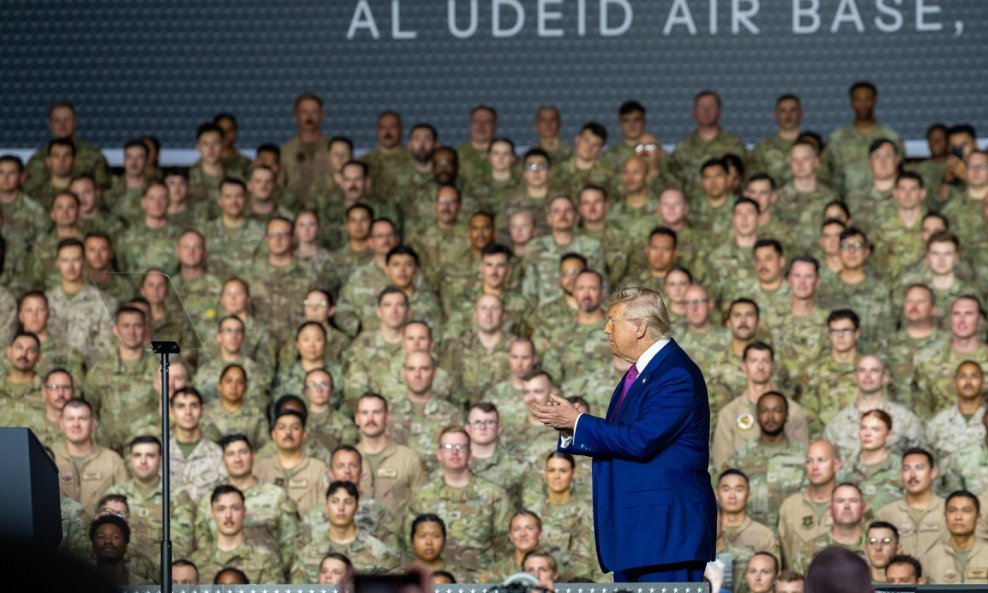 Donald Trump u američkoj bazi Al Udeid u Kataru