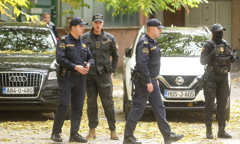 Policija u Sarajevu imala je pune ruke posla