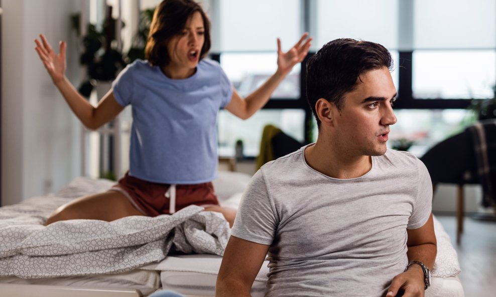 Ne svađate se, ne tražite pomoć, bježite u hobije: Stručnjaci otkrivaju znakove razvoda