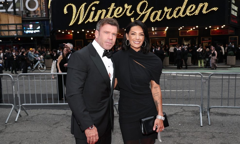 Taylor Sheridan i Nicole Sheridan