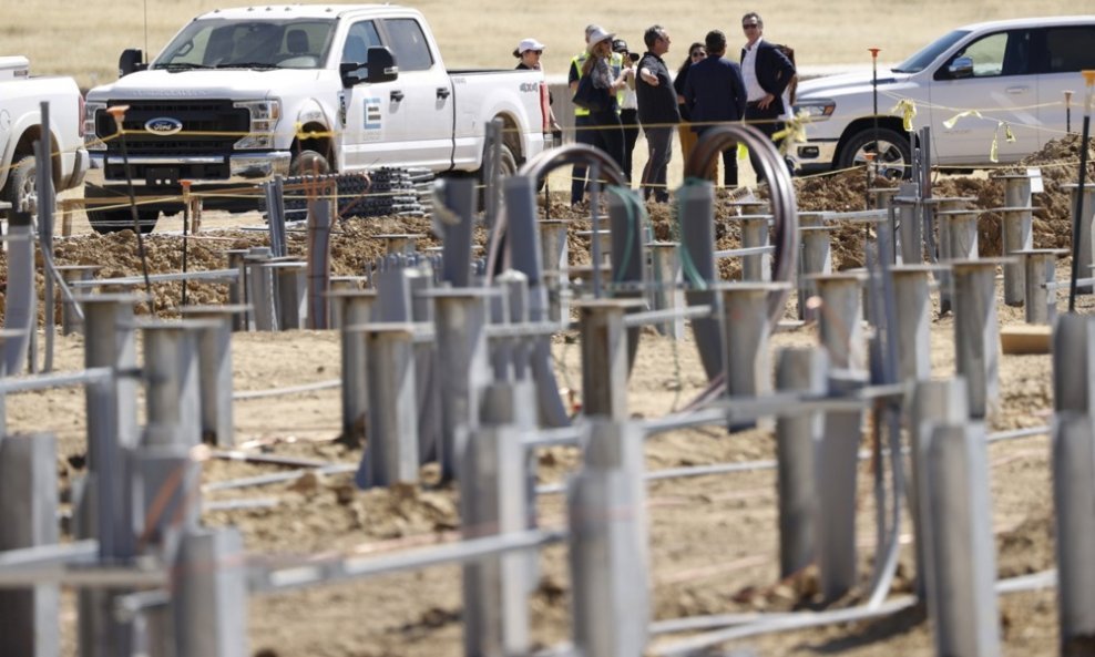 Baterijski spremnici - ilustracija