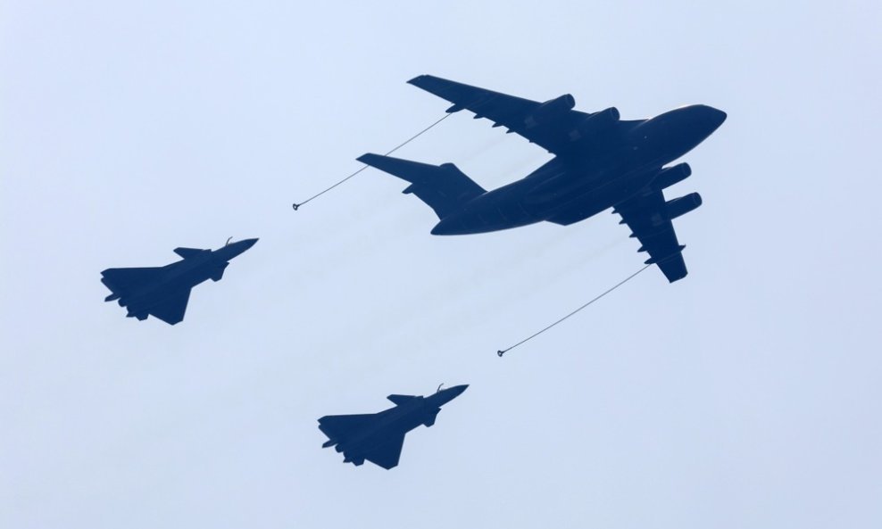 Zrakoplovi zračnih snaga Kineske narodnooslobodilačke vojske